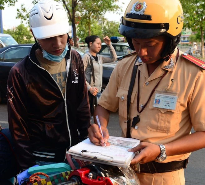 Sẽ nộp tiền phạt vi phạm giao thông qua ngân hàng ảnh 1