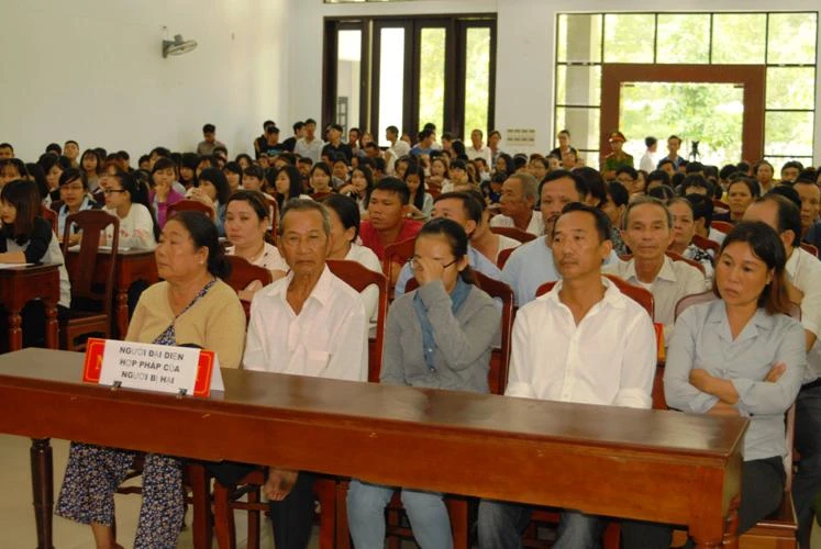 Đang xét xử vụ anh rể giết chết hai em vợ ảnh 1