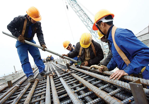 Phải mua bảo hiểm bắt buộc khi thi công xây dựng ảnh 1 Phải mua bảo hiểm bắt buộc khi thi công xây dựng ảnh 1