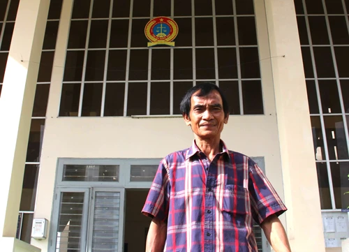 Miễn nhiệm chủ tọa phiên tòa kết án oan ông Nén ảnh 1 Miễn nhiệm chủ tọa phiên tòa kết án oan ông Nén ảnh 1