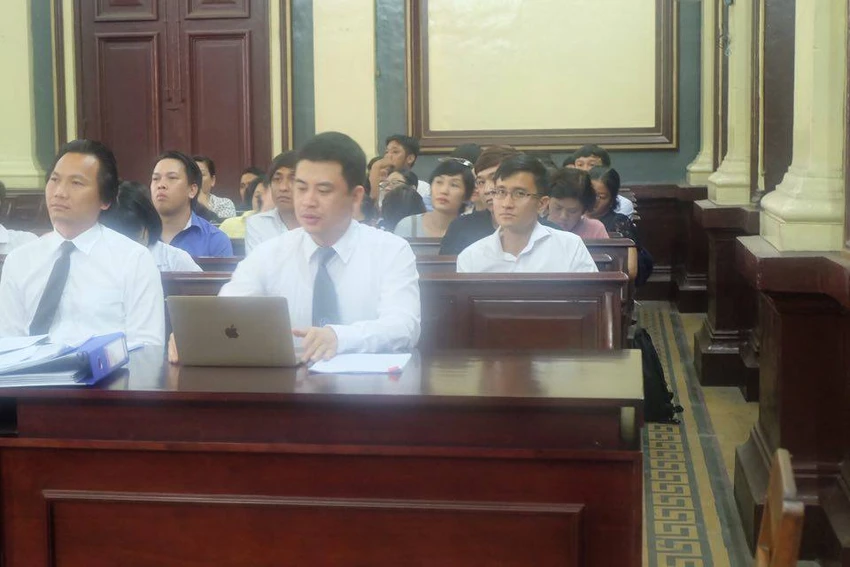 Luật sư của Phương Nga đề nghị giữ bí mật chứng cứ mới ảnh 2 Luật sư của Phương Nga đề nghị giữ bí mật chứng cứ mới ảnh 2