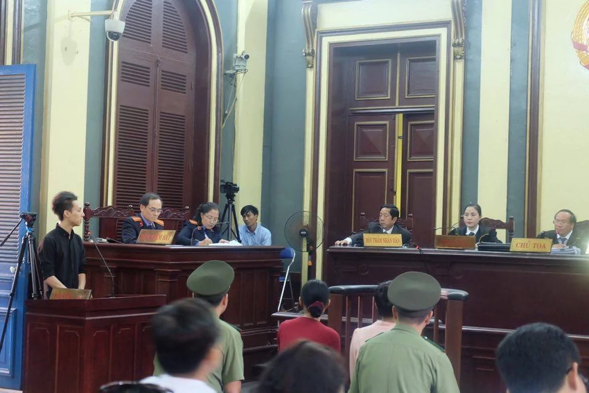 Cao Toàn Mỹ tố Phương Nga có 'thế lực mạnh' ảnh 5 Cao Toàn Mỹ tố Phương Nga có 'thế lực mạnh' ảnh 5