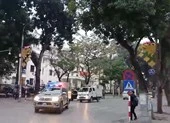 Xe chở ông Thăng và đồng phạm đến tòa nghe tuyên án