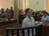 Lợi dụng bé gái bị vấp ngã rồi xâm hại tình dục