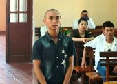Ném chén vỡ đầu chủ quán nhậu để trả thù giúp bạn 