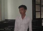 Trộm xe máy, bị tóm vì quay lại... trả biển số