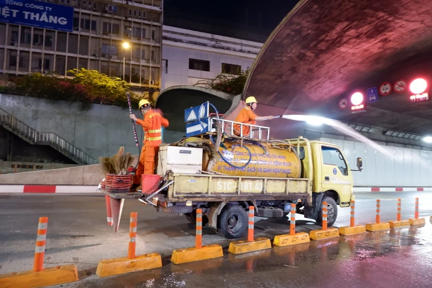 Hầm sông Sài Gòn phục vụ xuyên tết ảnh 8 ham-song-sai-gon-9