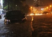 Lý giải nguyên nhân trận mưa gây ngập nặng tối 6-8 ở TP.HCM