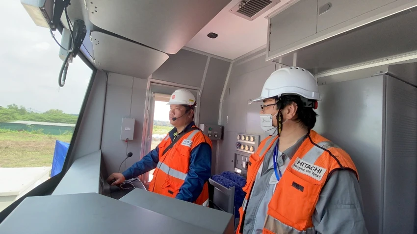 tuyến metro số 1 trước khi bắt đầu giai đoạn vận hành thử vào tháng 10-2024