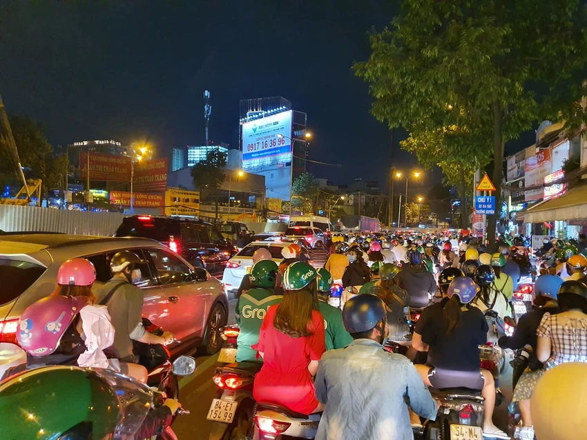 ban-phao-hoa