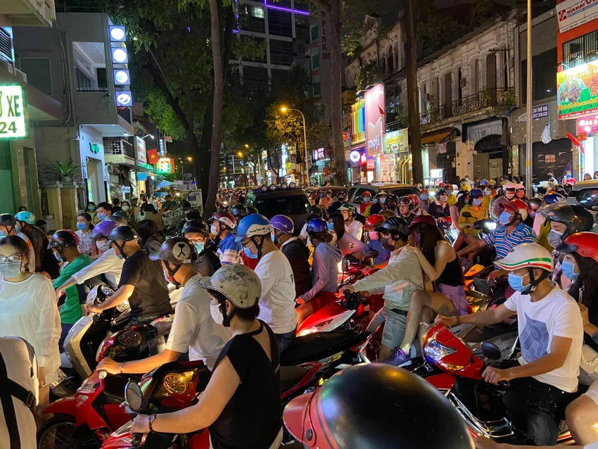 ban-phao-hoa