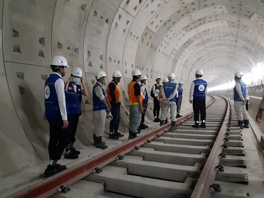 Giải thưởng đặc biệt cho ekip đường hầm tuyến metro số 1 ảnh 1 Giải thưởng đặc biệt cho ekip đường hầm tuyến metro số 1 ảnh 1