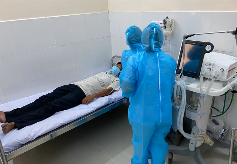 Báo chí đồng hành cùng Y-Bác sĩ trên tuyến đầu phòng chống dịch COVID-19 ảnh 1 Báo chí đồng hành cùng Y-Bác sĩ trên tuyến đầu phòng chống dịch COVID-19 ảnh 1
