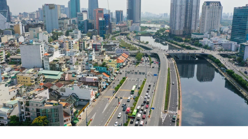 Diện mạo đường song hành Võ Văn Kiệt sau khi hoàn thành. Ảnh: ĐT. Diện mạo đường song hành Võ Văn Kiệt sau khi hoàn thành. Ảnh: ĐT.