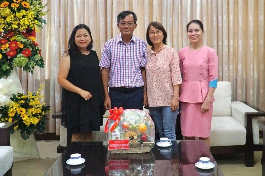 Bệnh viện Từ Dũ mong muốn hai đơn vị tiếp tục hợp tác, thông tin tuyên truyền trong thời gian tới. Ảnh: BẢO PHƯƠNG Bệnh viện Từ Dũ mong muốn hai đơn vị tiếp tục hợp tác, thông tin tuyên truyền trong thời gian tới. Ảnh: BẢO PHƯƠNG