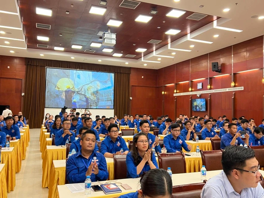 Gần 120 đoàn viên EVNHCMC tham dự đại hội. Ảnh: TN. Gần 120 đoàn viên EVNHCMC tham dự đại hội. Ảnh: TN.