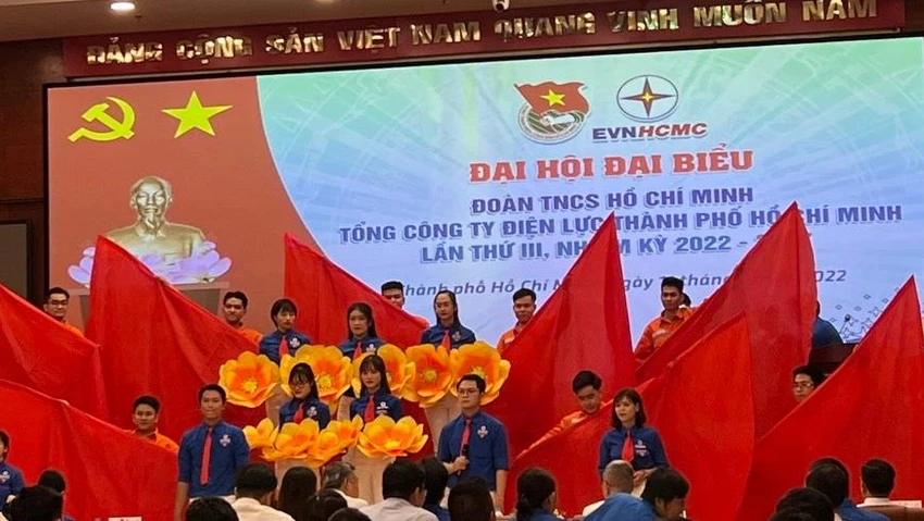 Đoàn EVNHCMC đã vận dụng và huy tốt chuyên môn, tinh thần xung kích, tình nguyện và sáng tạo của tuổi trẻ ngành điện. Ảnh: TN. Đoàn EVNHCMC đã vận dụng và huy tốt chuyên môn, tinh thần xung kích, tình nguyện và sáng tạo của tuổi trẻ ngành điện. Ảnh: TN.