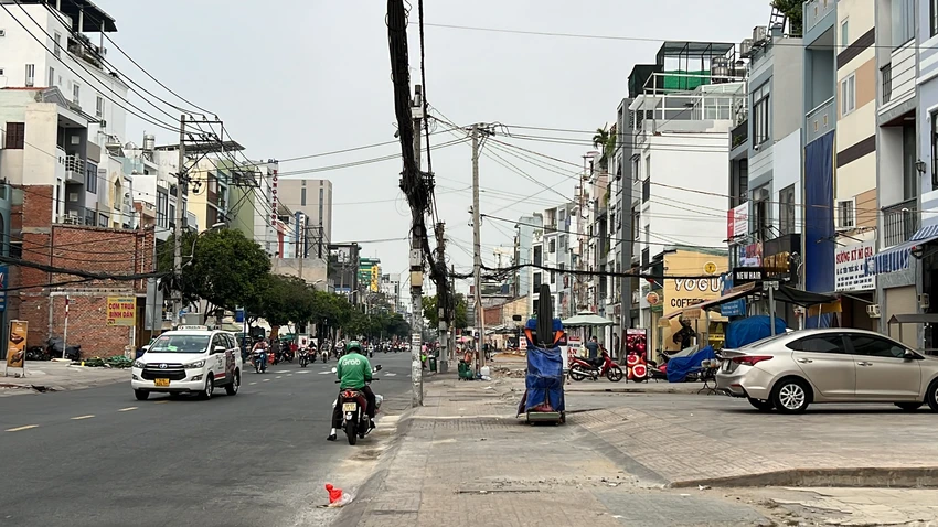 Người dân đã bàn giao mặt bằng trên đường Cách mạng tháng 8 để làm dự án metro số 2. Ảnh: ĐT. Người dân đã bàn giao mặt bằng trên đường Cách mạng tháng 8 để làm dự án metro số 2. Ảnh: ĐT.