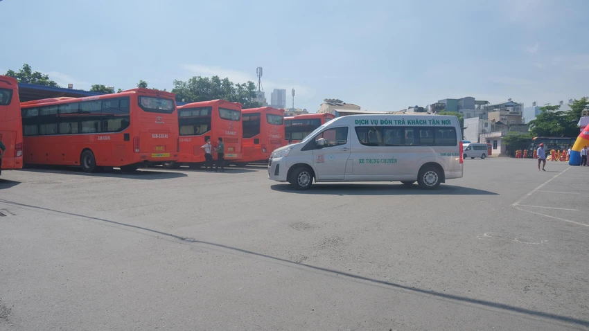 Dịch vụ đón trả khách tận nơi - miễn phí với cự ly 10 km. Ảnh: PT. Dịch vụ đón trả khách tận nơi - miễn phí với cự ly 10 km. Ảnh: PT.