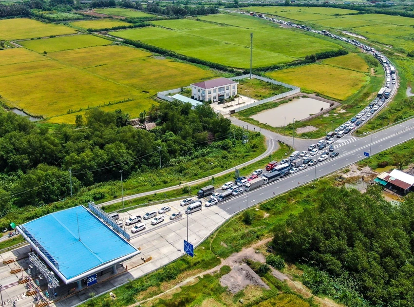 VEC đã thay đổi trạng thái "bắt buộc" sang "khuyến cáo" đảm bảo số dư trong tài khoản ETC. Ảnh: ĐT. VEC đã thay đổi trạng thái "bắt buộc" sang "khuyến cáo" đảm bảo số dư trong tài khoản ETC. Ảnh: ĐT.