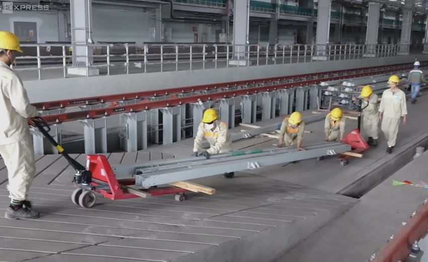Các công nhân, kỹ sư tuyến metro số 1 đang nỗ lực thi công. Ảnh: CTV. Các công nhân, kỹ sư tuyến metro số 1 đang nỗ lực thi công. Ảnh: CTV.