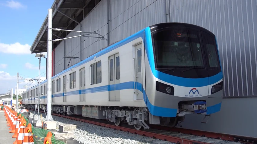 Chính thức chạy thử nội bộ tàu metro số 1. Ảnh: CTV.