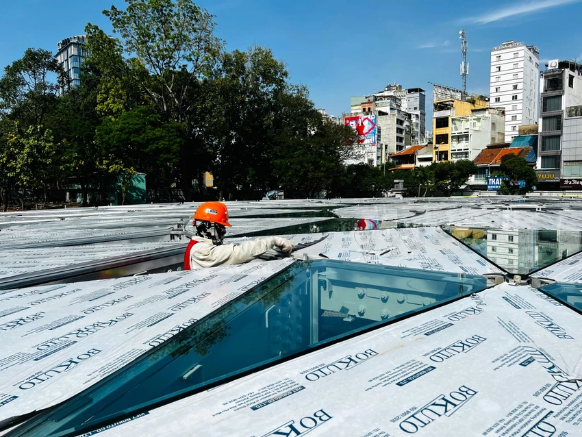 Lộ diện giếng trời 'khổng lồ' tại ga Bến Thành, tuyến metro số 1 ảnh 5 Lộ diện giếng trời 'khổng lồ' tại ga Bến Thành, tuyến metro số 1 ảnh 5