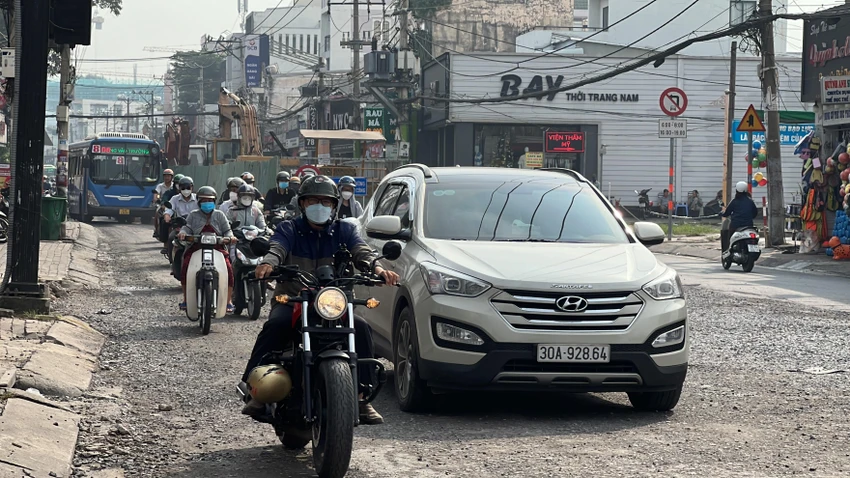 Rào chắn trên đường Võ Văn Ngân lấn lòng đường: Chủ đầu tư nói gì? ảnh 6 Rào chắn trên đường Võ Văn Ngân lấn lòng đường: Chủ đầu tư nói gì? ảnh 6