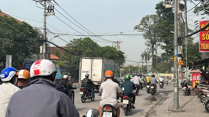 Rào chắn trên đường Võ Văn Ngân lấn lòng đường: Chủ đầu tư nói gì? ảnh 7 Rào chắn trên đường Võ Văn Ngân lấn lòng đường: Chủ đầu tư nói gì? ảnh 7