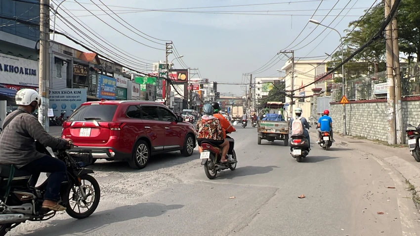 Rào chắn trên đường Võ Văn Ngân lấn lòng đường: Chủ đầu tư nói gì? ảnh 8 Rào chắn trên đường Võ Văn Ngân lấn lòng đường: Chủ đầu tư nói gì? ảnh 8
