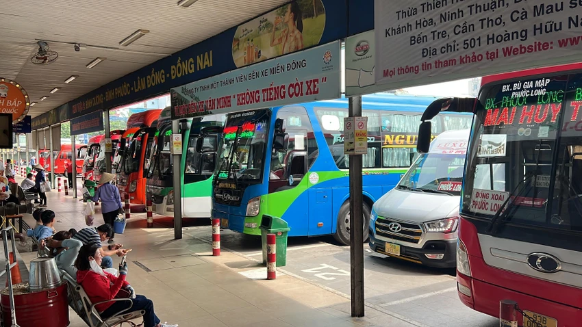 Hiện nay, tại BXMĐ chỉ còn những tuyến chạy về khu vực Tây Nguyên. Ảnh: ĐT. Hiện nay, tại BXMĐ chỉ còn những tuyến chạy về khu vực Tây Nguyên. Ảnh: ĐT.