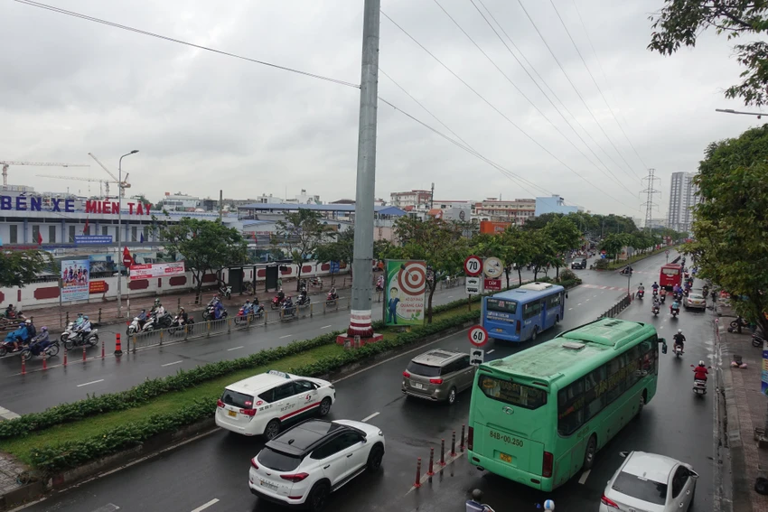 Chưa ghi nhận xe khách giường nằm di chuyển vào đường cấm. Ảnh: ĐT.