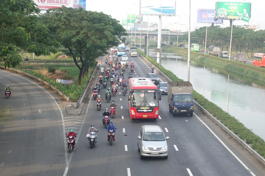Cửa ngõ phía Tây TP.HCM khá thông thoáng. Cửa ngõ phía Tây TP.HCM khá thông thoáng.