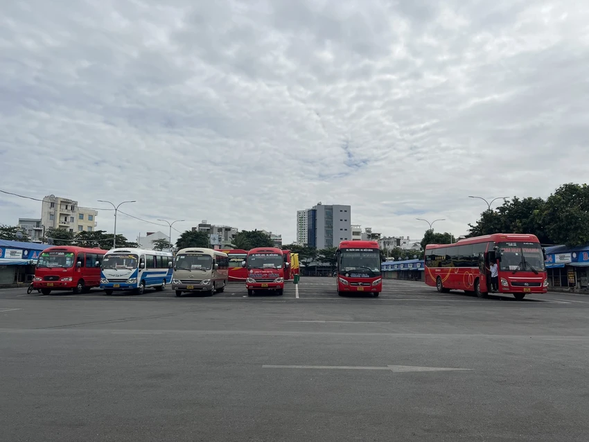 Bến xe Miền Đông, quận Bình Thạnh cũng nhộn nhịp người dân quay trở lại TP. Ảnh: CTV. Bến xe Miền Đông, quận Bình Thạnh cũng nhộn nhịp người dân quay trở lại TP. Ảnh: CTV.