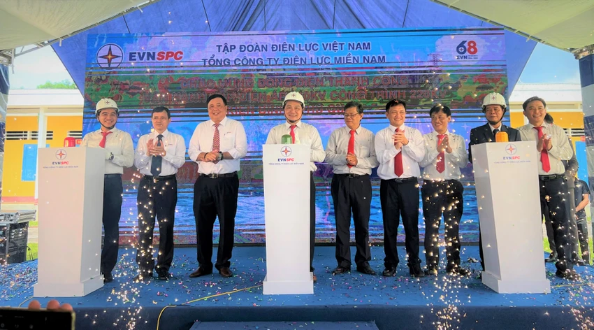 Sau hơn 3 năm triển khai xây dựng, ngày 14-10-2022, công trình đường dây 220kV vượt biển Kiên Bình - Phú Quốc đã chính thức vận hành cấp điện áp 110kV giai đoạn 1.