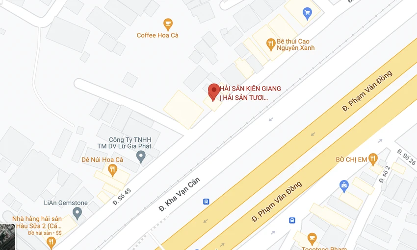 Khu vực đường Kha Vạn Cân bị bể đường ống nước. Khu vực đường Kha Vạn Cân bị bể đường ống nước.