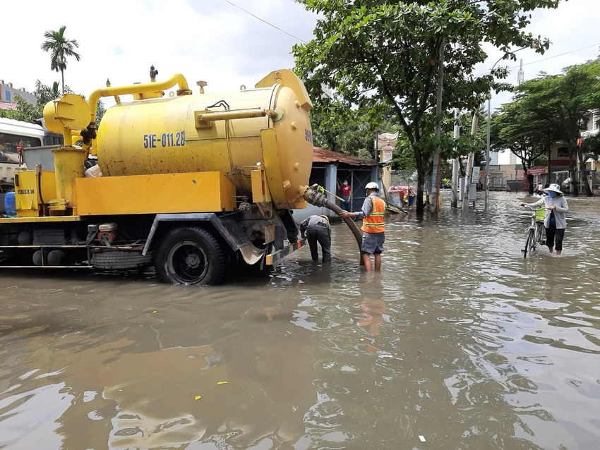 Đường Thái Ly thường xuyên bị ngập do mưa và triều cường. Ảnh: CTV Đường Thái Ly thường xuyên bị ngập do mưa và triều cường. Ảnh: CTV
