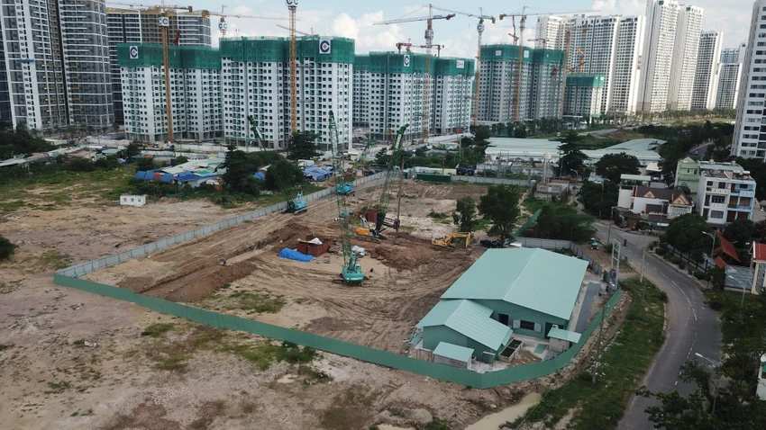 Vành đai 3 - đoạn đi qua Vinhomes Grand Park sẽ đi trên cao. Vành đai 3 - đoạn đi qua Vinhomes Grand Park sẽ đi trên cao.