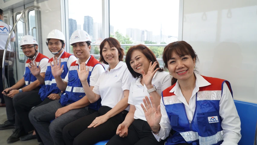 Giá vé thấp nhất của tuyến metro số 1 là 6.000 đồng/lượt và cao nhất là 20.000 đồng/lượt.