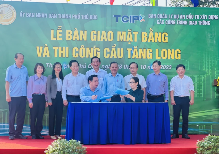 cau-tang-long