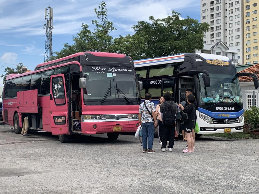 xe dù bến cóc
