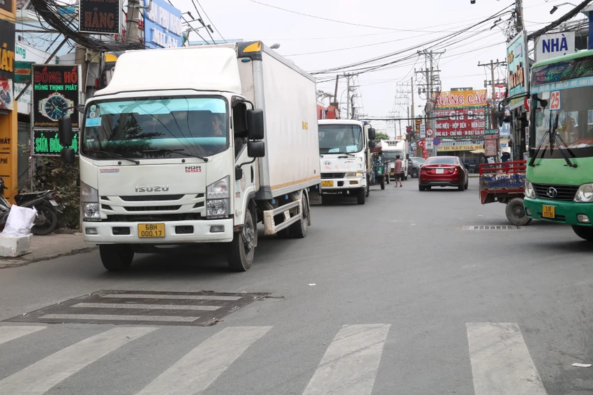Hiện trạng đường Vĩnh Lộc, huyện Bình Chánh sắp được đầu tư hơn 4 nghìn tỉ để mở rộng