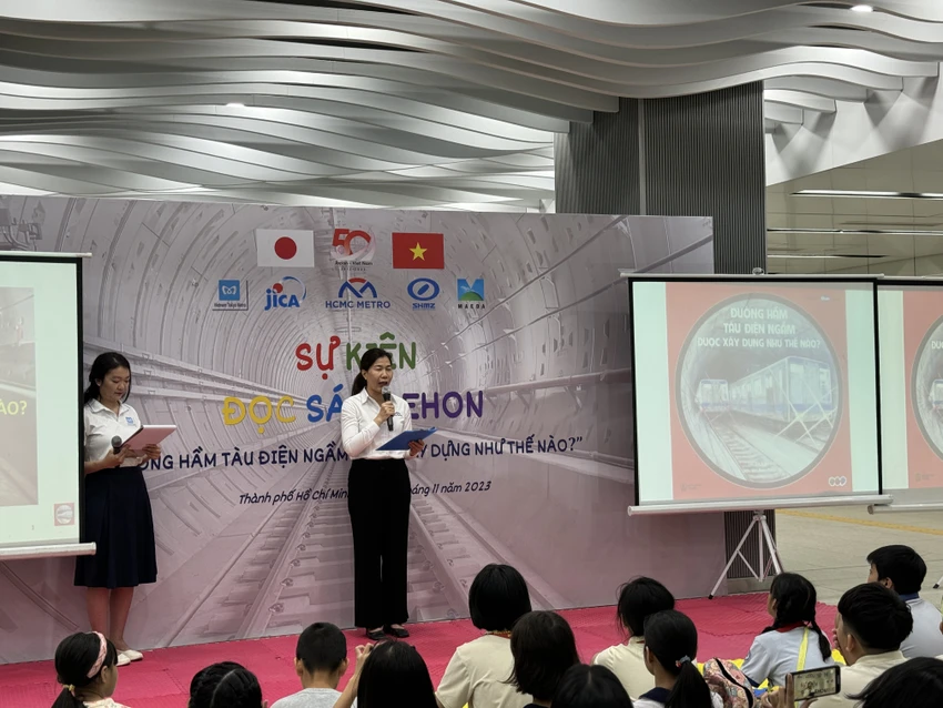 tàu điện ngầm