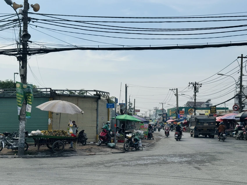 cầu Tăng Long