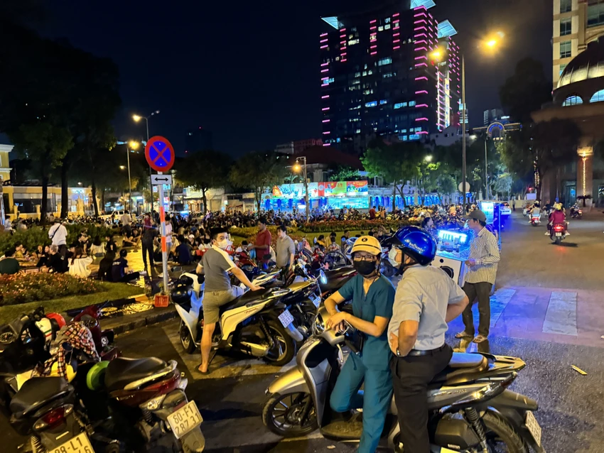 thiếu bãi giữ xe