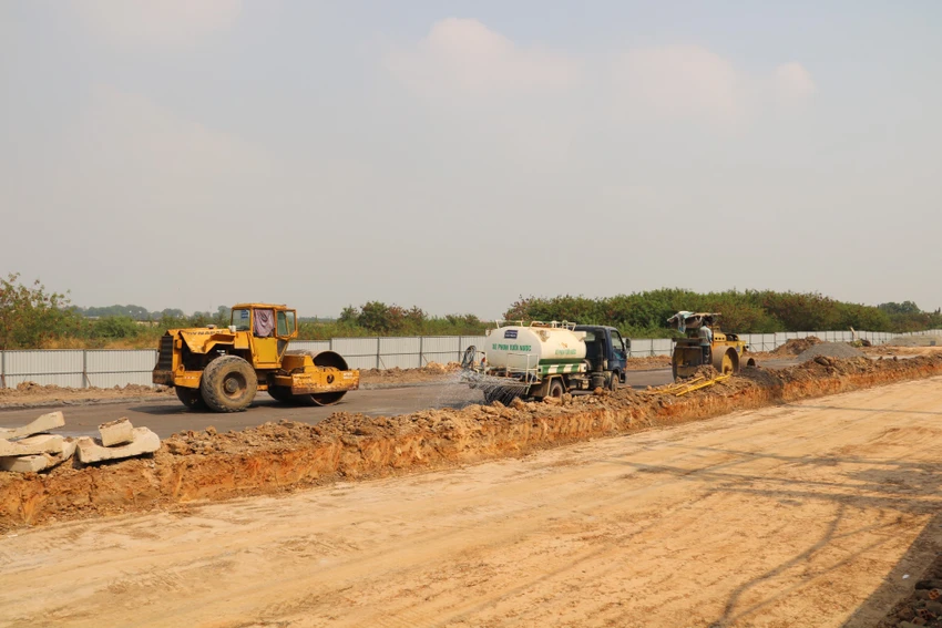 duong-noi-tran-quoc-hoan-cong-hoa-9.jpg