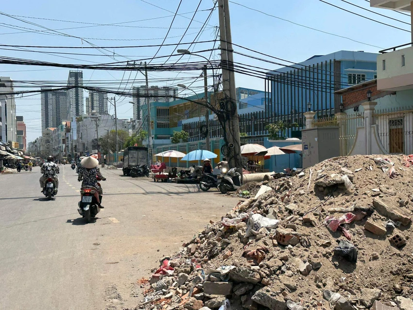 đường Tạ Quang Bửu, quận 8