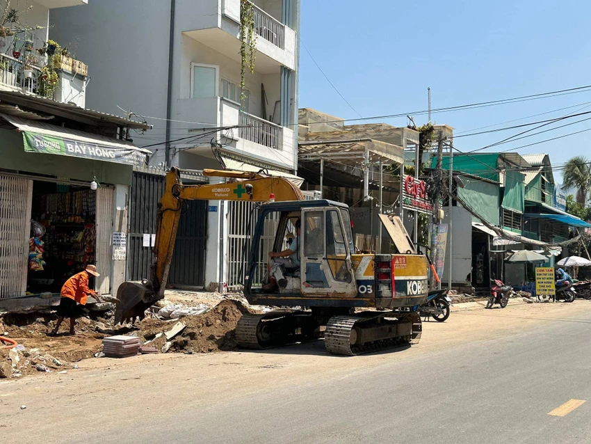 ta-quang-buu21.JPG