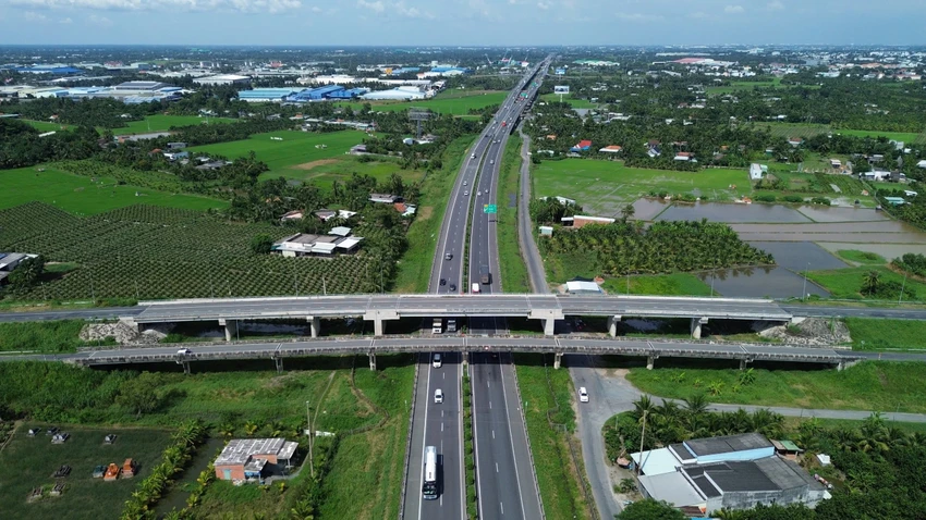 Cao tốc TP.HCM - Trung Lương - Mỹ Thuận