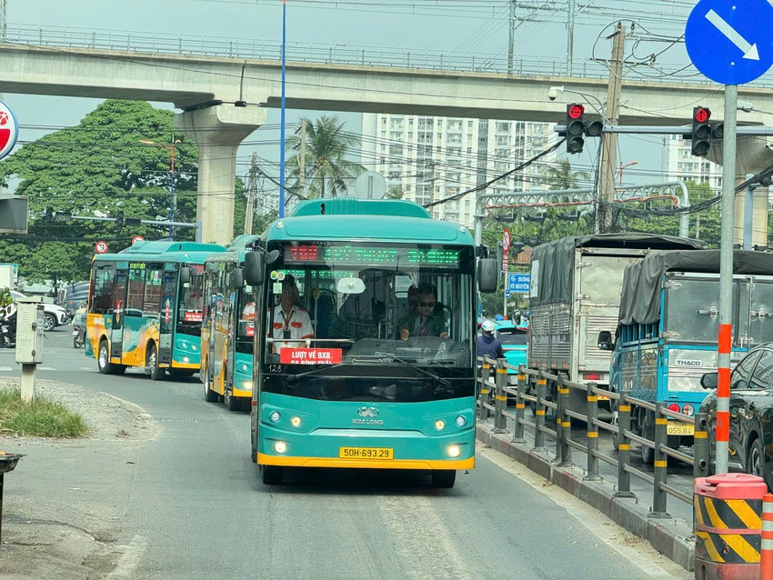 TP.HCM sẽ có chính sách hỗ trợ chuyển đổi sang xe buýt điện